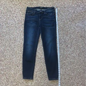 Dark blue Judy Blue Los Angeles Skinny Fit Jeans. Used- good condition.
